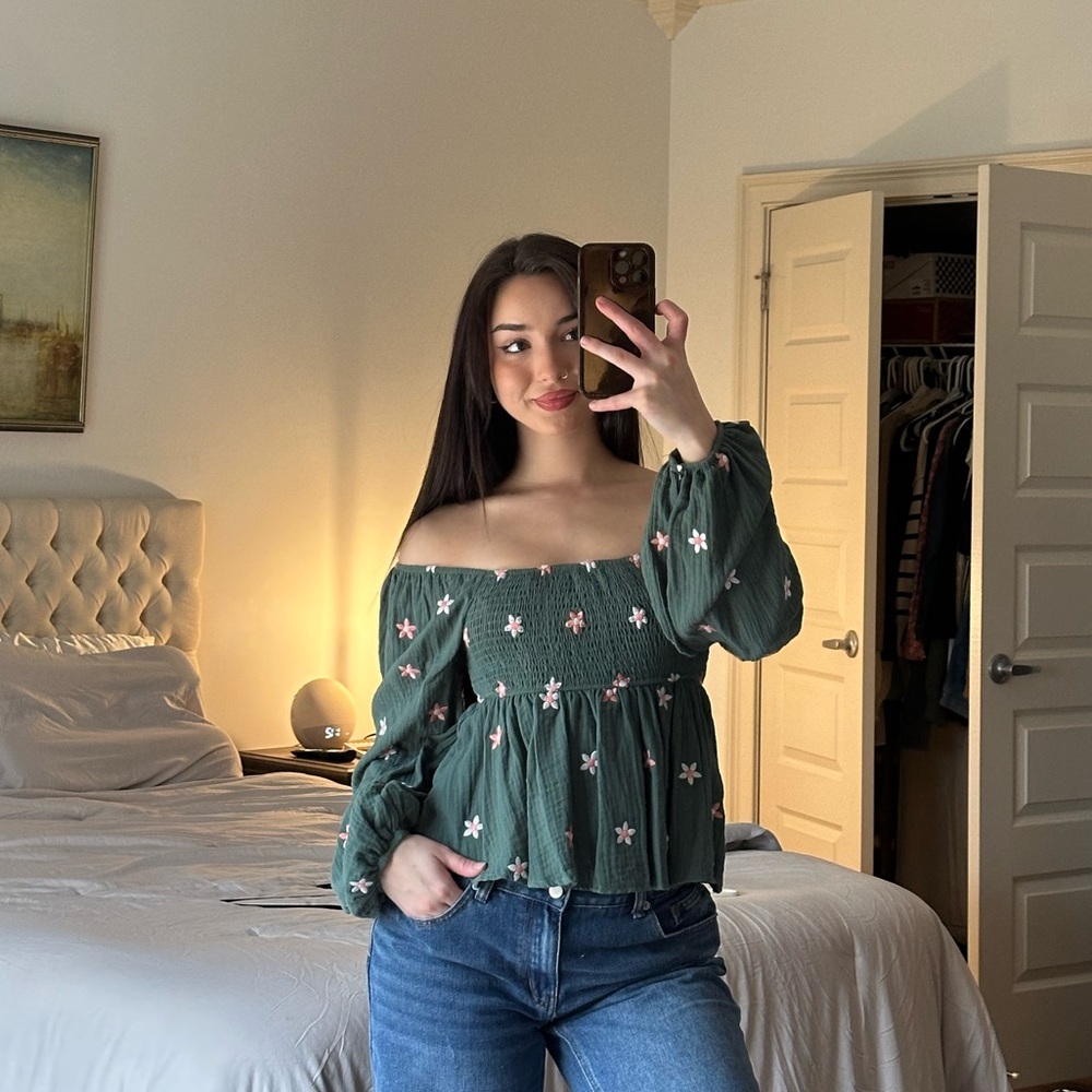 Green Floral Off-Shoulder Top